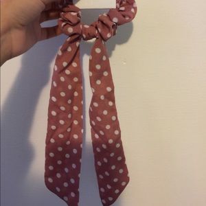 Forever 21 hair Scrunchie